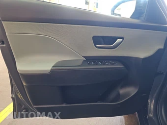 2024 Hyundai Kona Electric Limited - miniatura 9