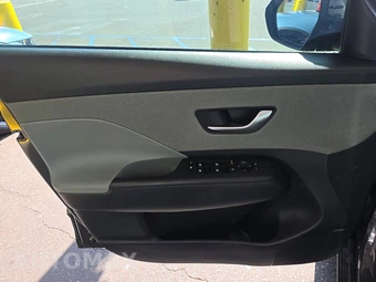 2024 Hyundai Kona Electric Limited - miniatura 9