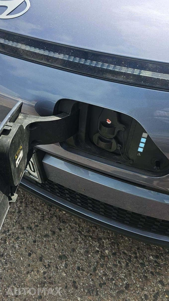 2024 Hyundai Kona Electric SEL - miniatura 17