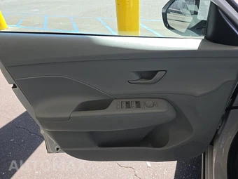 2024 Hyundai Kona Electric SEL - miniatura 9