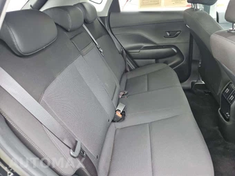 2024 Hyundai Kona Electric SEL - miniatura 17