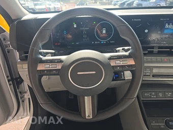 2024 Hyundai Kona Electric SEL - miniatura 10