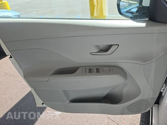 2024 Hyundai Kona Electric SEL - miniatura 9