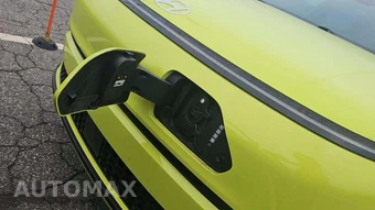 2024 Hyundai Kona Electric SEL - miniatura 17