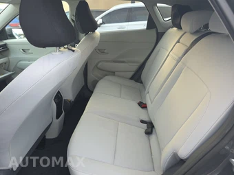 2024 Hyundai Kona Electric SEL - miniatura 13