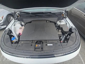 2024 Hyundai Kona Electric SEL - miniatura 15