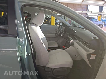 2024 Hyundai Kona Electric SEL - miniatura 8