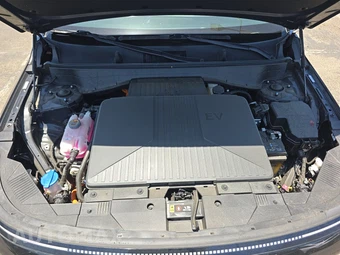 2024 Hyundai Kona Electric SEL - miniatura 15