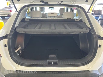 2024 Hyundai Kona Electric SEL - miniatura 16