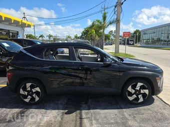 2024 Hyundai Kona Limited - miniatura 4
