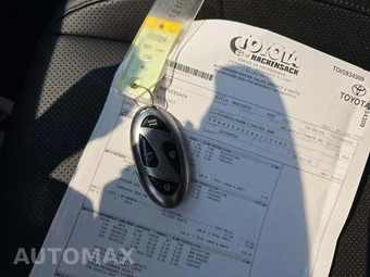 2024 Hyundai Kona Limited - miniatura 8