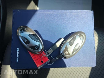 2024 Hyundai Kona Limited - miniatura 5