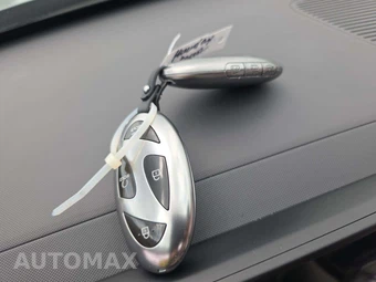 2024 Hyundai Kona Limited - miniatura 5