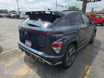 2024 Hyundai Kona N Line - miniatura 3