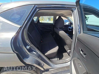 2024 Hyundai Kona SE - miniatura 13