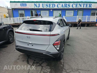2024 Hyundai Kona SEL - miniatura 3