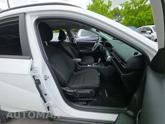 2024 Hyundai Kona SEL - miniatura 15