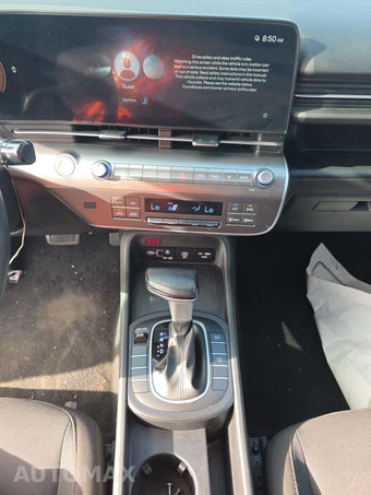 2024 Hyundai Kona SEL - miniatura 11