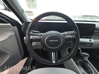 2024 Hyundai Kona SEL - miniatura 10
