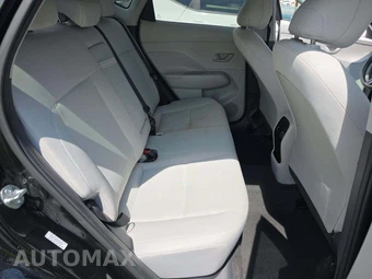 2024 Hyundai Kona SEL - miniatura 16