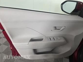 2024 Hyundai Kona SEL - miniatura 9