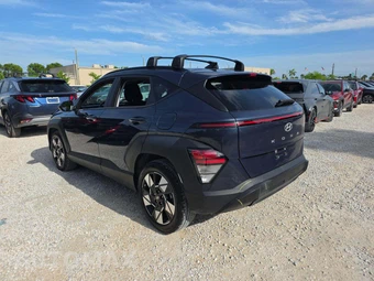 2024 Hyundai Kona SEL - miniatura 2