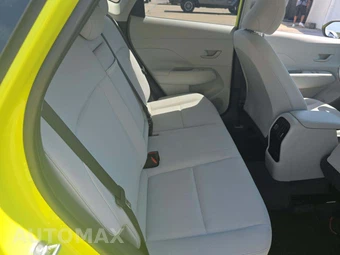 2024 Hyundai Kona SEL - miniatura 13