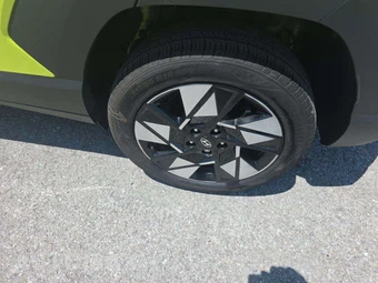 2024 Hyundai Kona SEL - miniatura 21