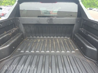 2024 Hyundai Santa Cruz SE Crew Cab Short Bed - miniatura 16