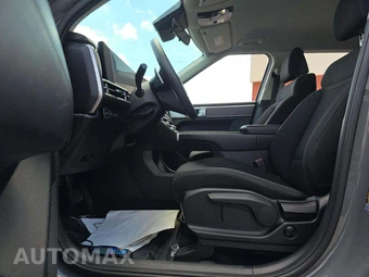 2024 Hyundai Santa Fe SE - miniatura 6