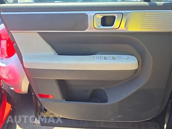 2024 Hyundai Santa Fe SE - miniatura 9