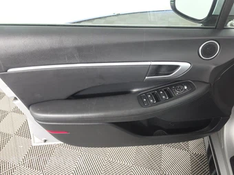 2024 Hyundai Sonata SEL - miniatura 9