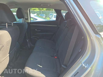 2024 Hyundai Tucson SE - miniatura 13
