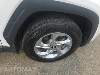 2024 Hyundai Tucson SE - miniatura 9