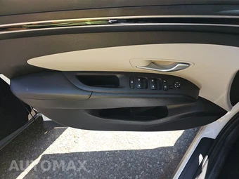 2024 Hyundai Tucson SE - miniatura 9