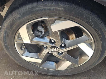 2024 Hyundai Venue Limited - miniatura 32