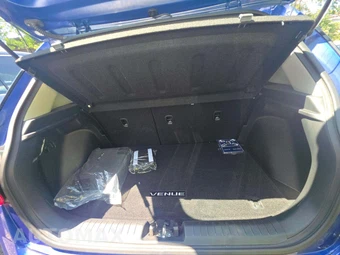 2024 Hyundai Venue Limited - miniatura 14