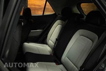 2024 Hyundai Venue SEL - miniatura 10
