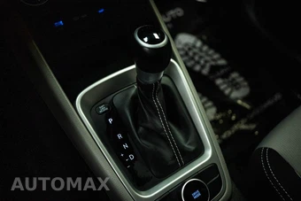 2024 Hyundai Venue SEL - miniatura 17