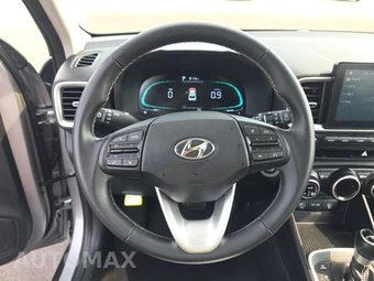2024 Hyundai Venue SEL - miniatura 10