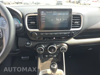 2024 Hyundai Venue SEL - miniatura 11