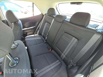 2024 Hyundai Venue SEL – miniatura 13