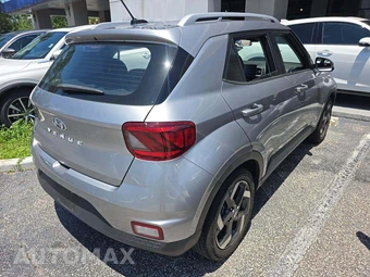 2024 Hyundai Venue SEL – miniatura 3