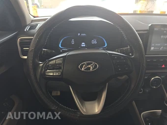2024 Hyundai Venue SEL - miniatura 10