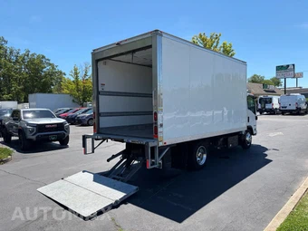 2024 Isuzu NRR Base – miniatura 40