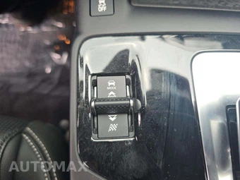 2024 Jaguar E-PACE R-Dynamic SE – miniatura 31