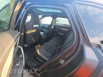2024 Jaguar F-PACE R-Dynamic S – miniatura 19