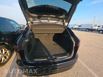 2024 Jaguar F-PACE R-Dynamic S – miniatura 23