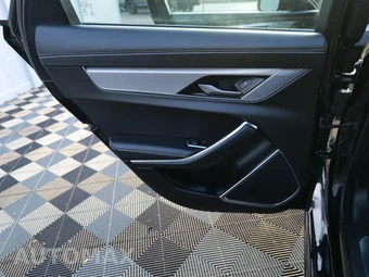 2024 Jaguar XF R-Dynamic SE - miniatura 46