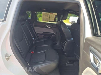 2024 Jeep Compass Latitude - miniatura 16